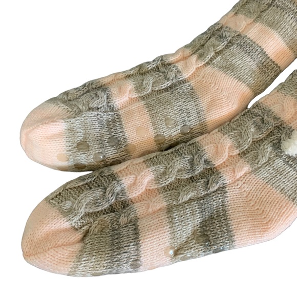 Adult Cable Knit Slipper Socks Size M - Picture 5 of 10